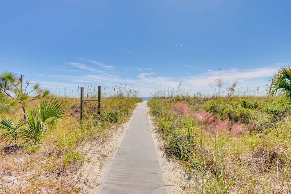 Oceanfront Condo! Breakers 210 w/ Sunrise Views