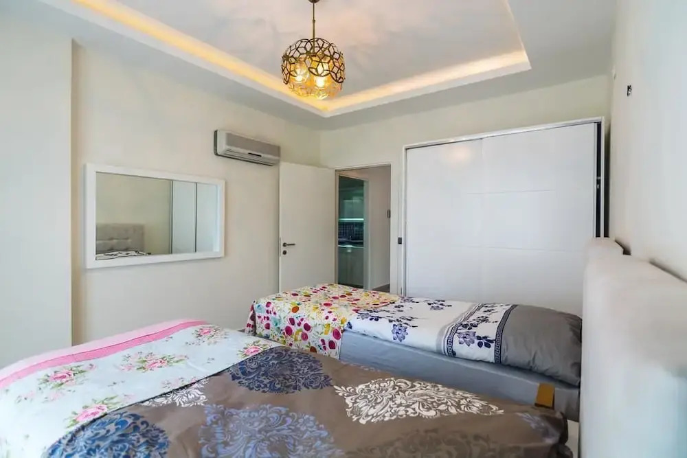 Seven Stars Apartments