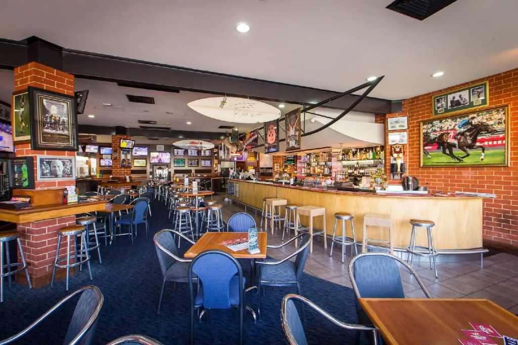 Nightcap at Watermark Glenelg