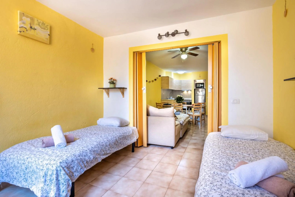 Feel like home Flat Los Cristianos by LoveTenerife