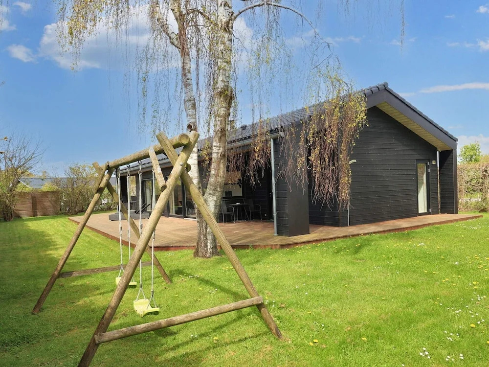 8 person holiday home in Hadsund-By Traum