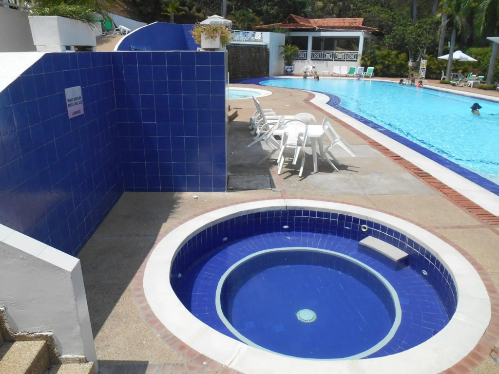 Condominio Girardot Resort Apto 6-402