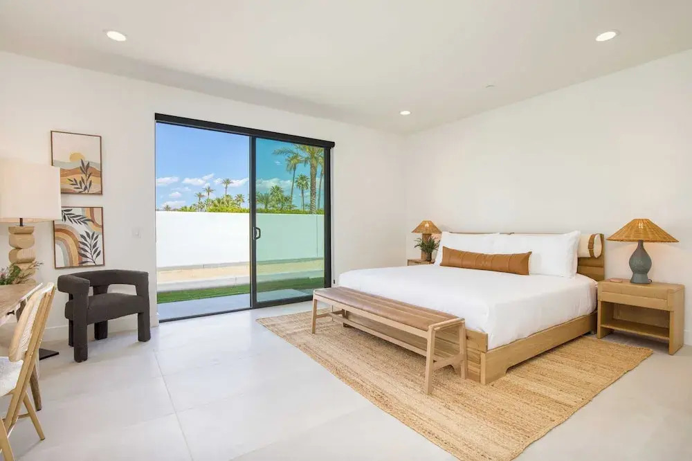 Sleeps 32 2 Villas Pool Putting GreenBocce Polo Villas Amara by AvantStay