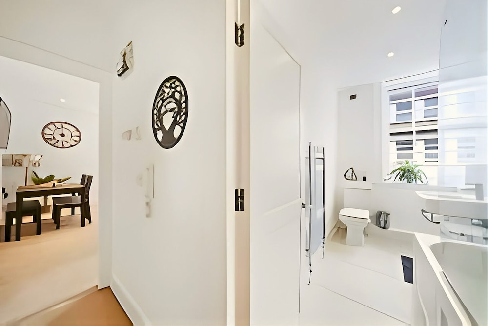 Charming 1-Bed Apartment in Lewisham
