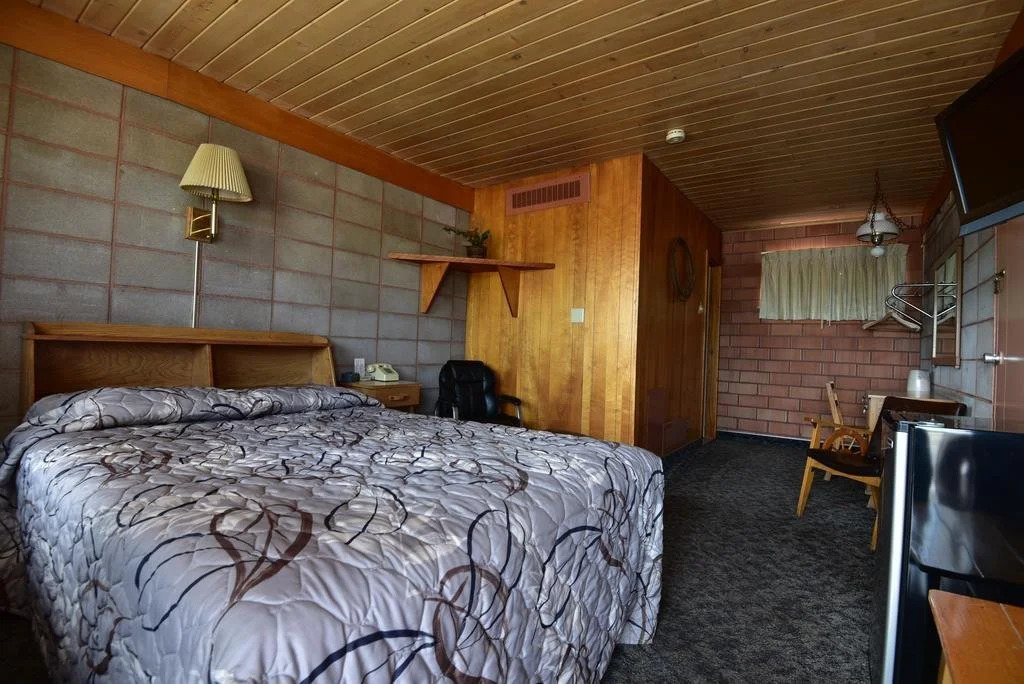 Lariat Motel