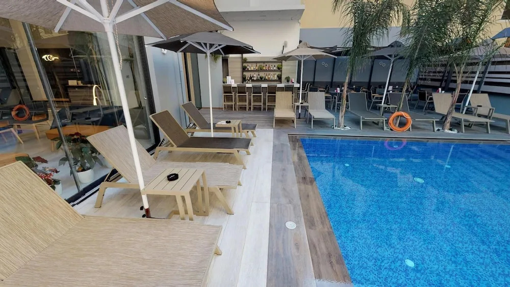 Medusa Apartments