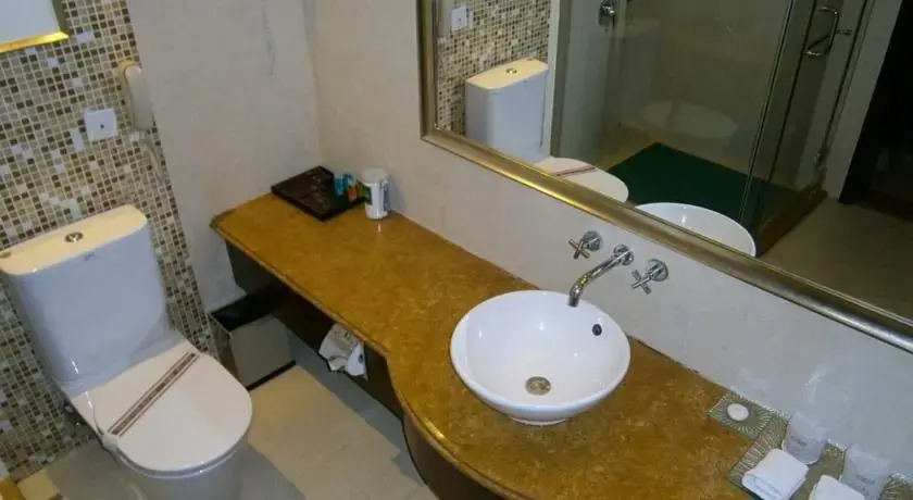 Kong Long Hotel