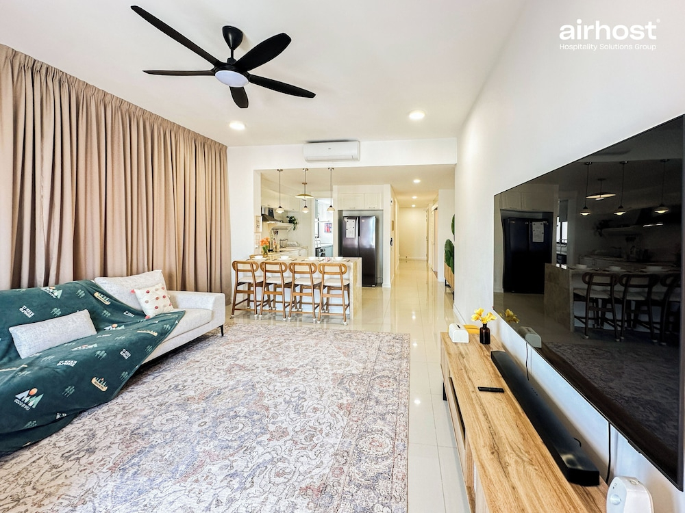 The Legacy OUG by Airhost