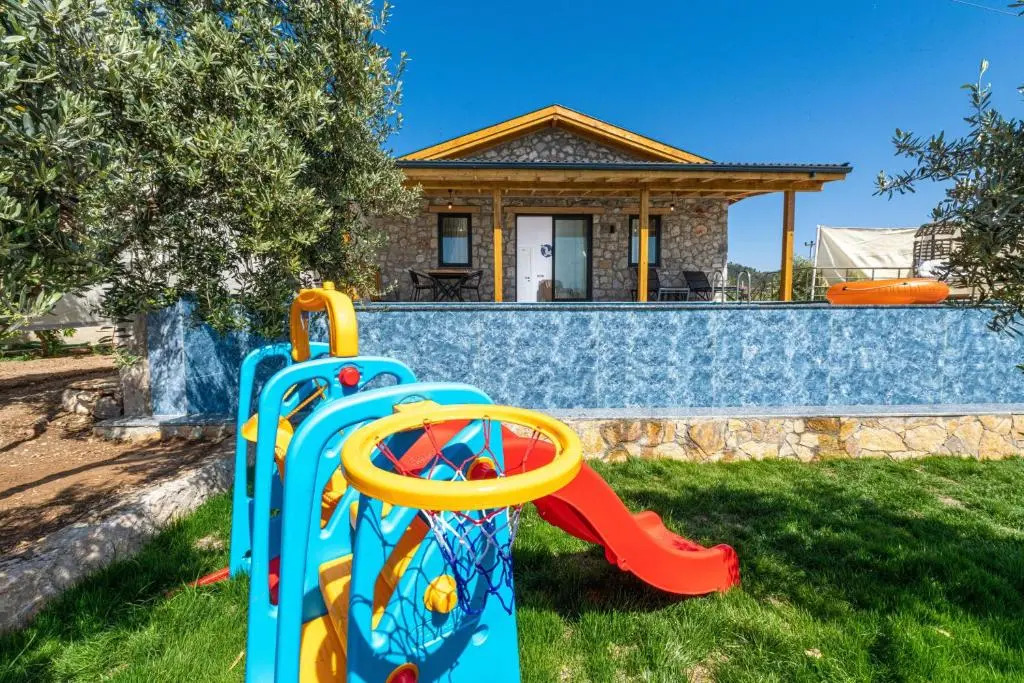 Beyza- Fethiye'de 2+1 Jakuzili Villa