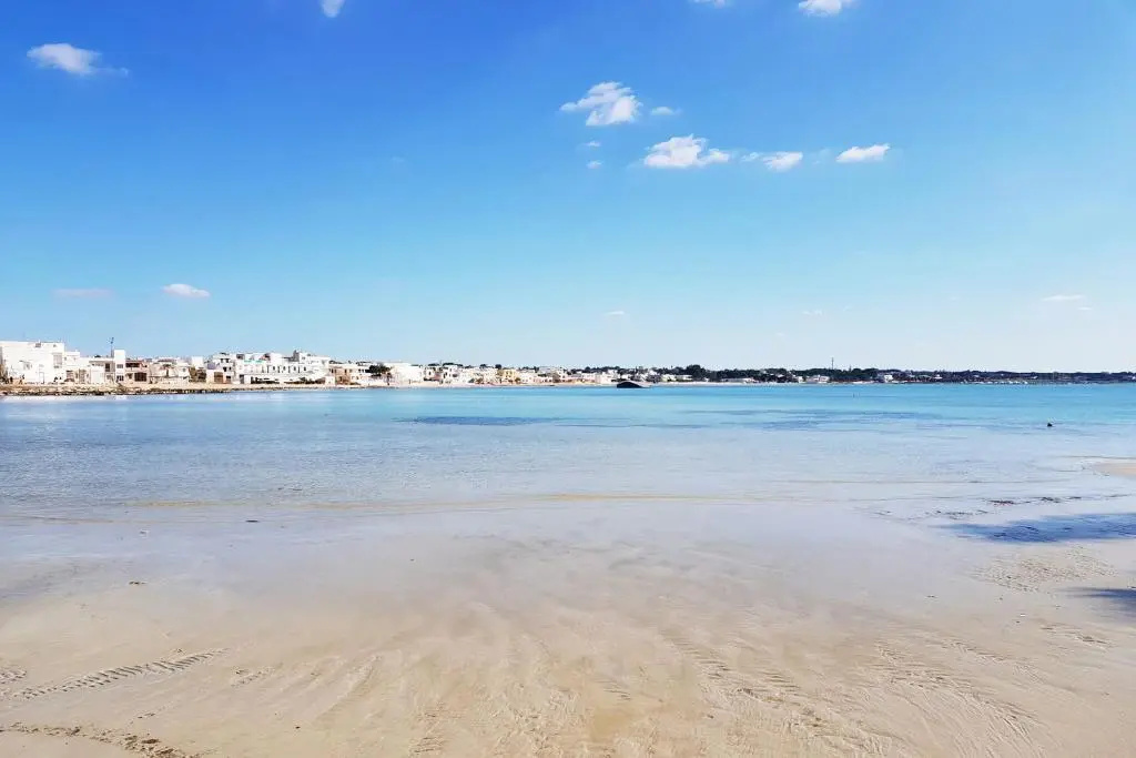 Relax in Style in Porto Cesareo's Hidden Gem