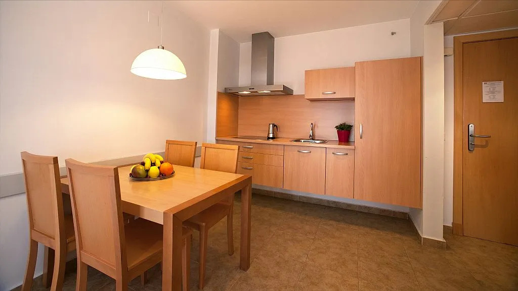 Leo Punta Umbria III - Adults Only