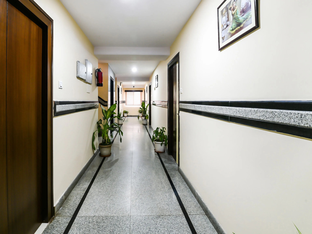 OYO 5485 Hotel Wellfare Marina