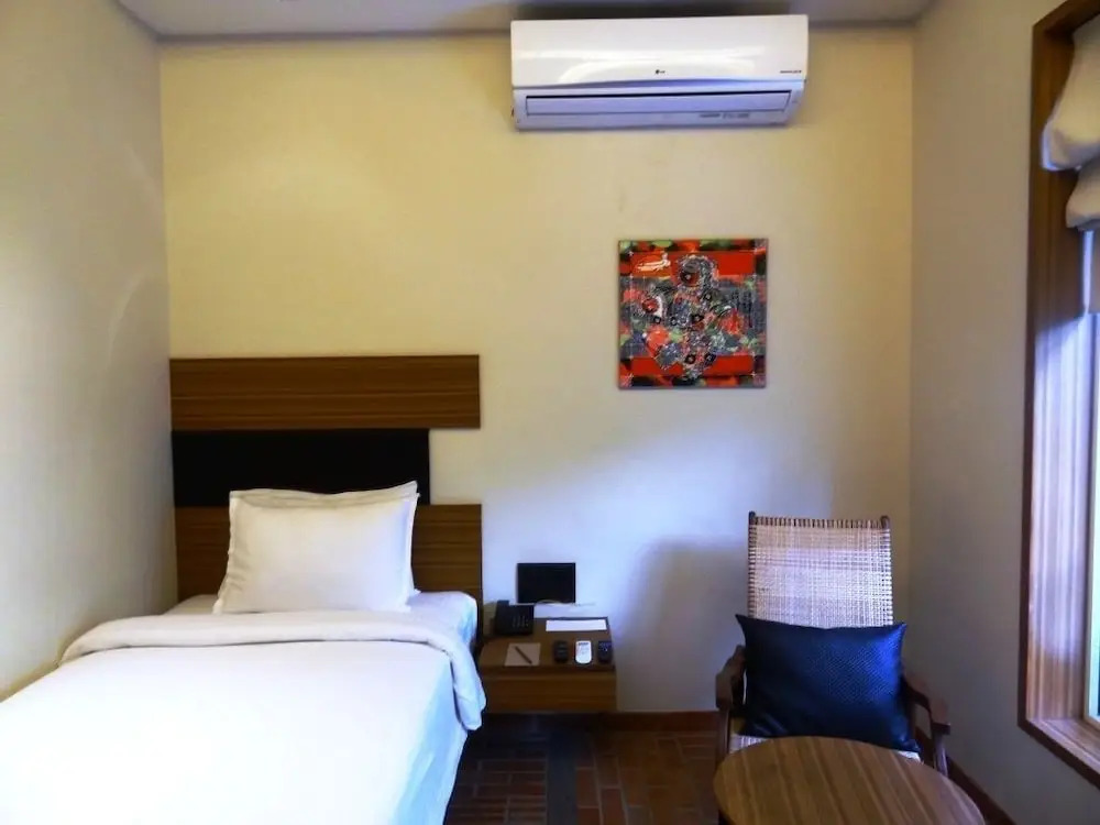 Hotel Illam