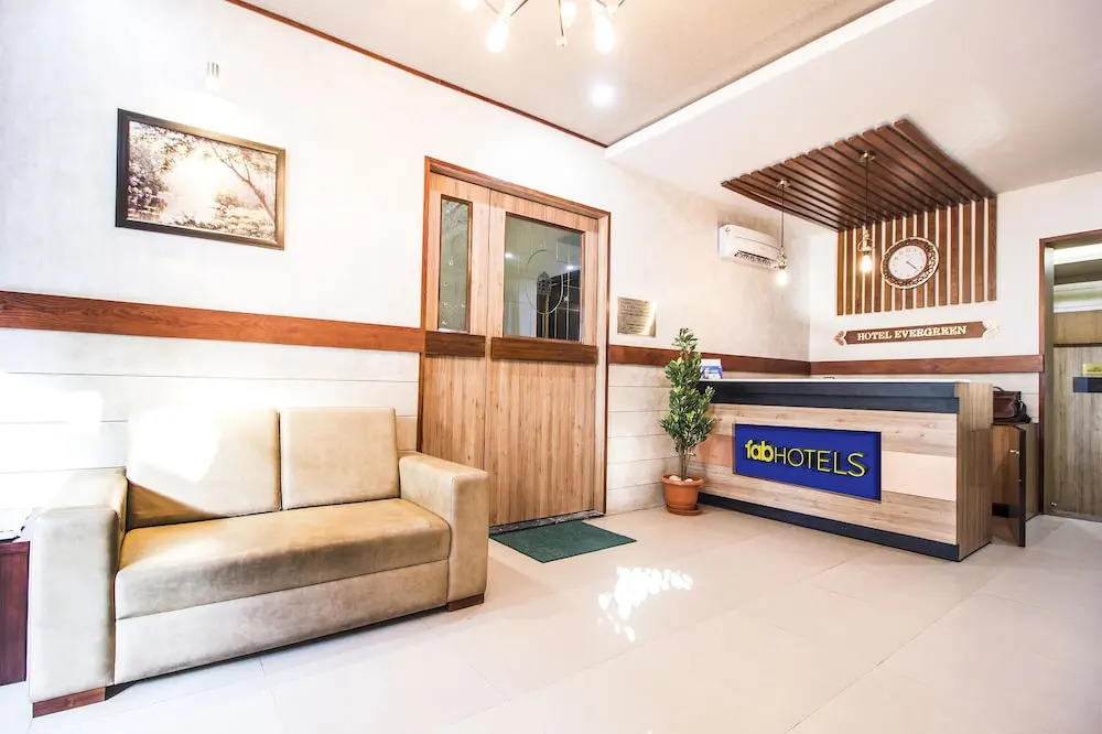 FabHotel Evergreen