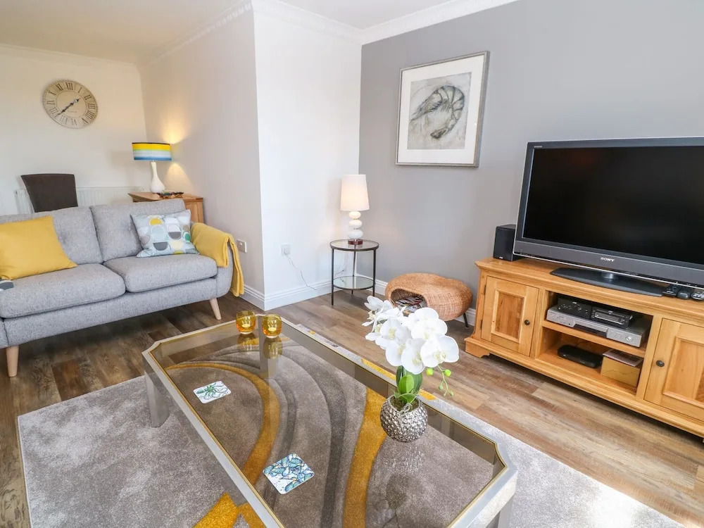 14 Melvill Court