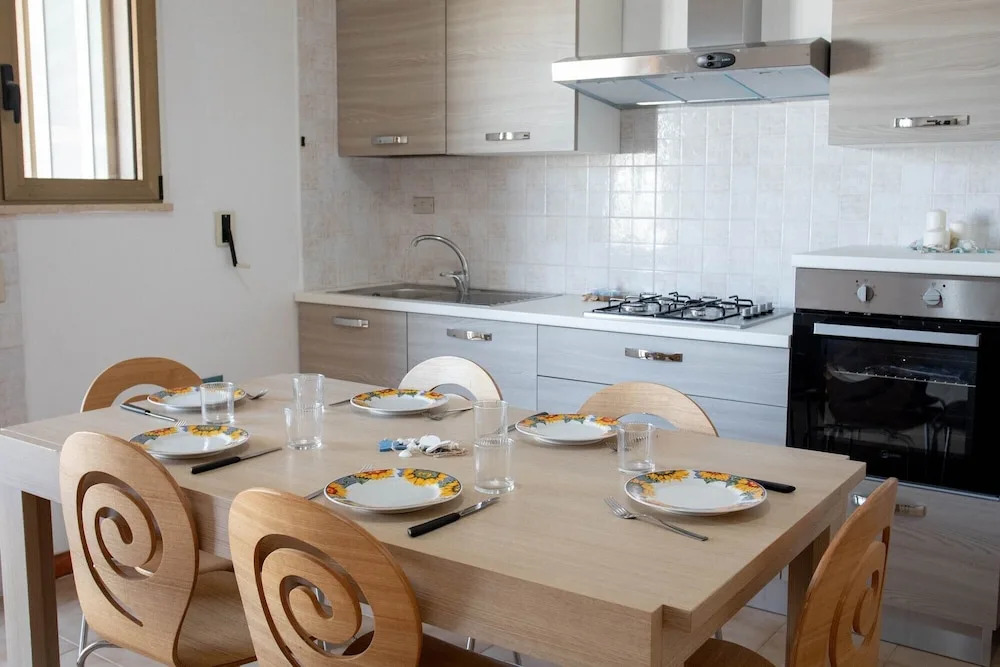 Mango Apartments by ThePuglia