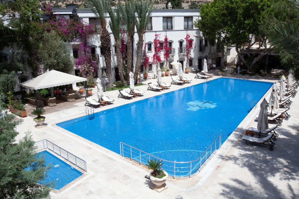 DoubleTree by Hilton Bodrum Marina Vista