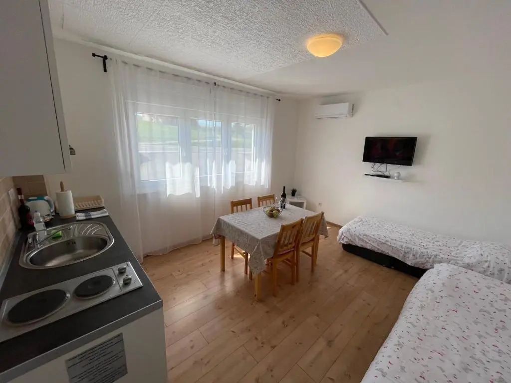 VIP Apartments & Room
