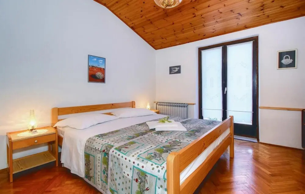 Stunning Apartment in Umag With 2 Bedrooms