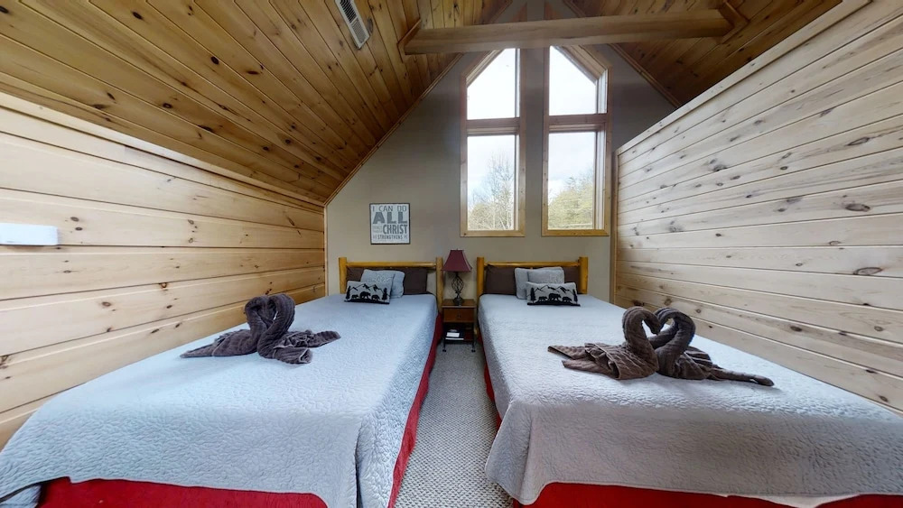 Heather Lane Way Cabin 2718