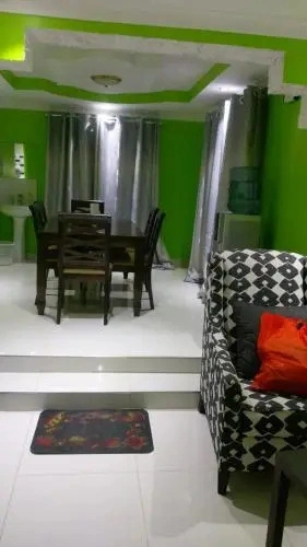 Nairobi Home= kahawa