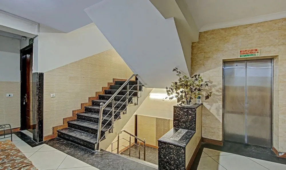 Treebo Trend Hotel Le Grand