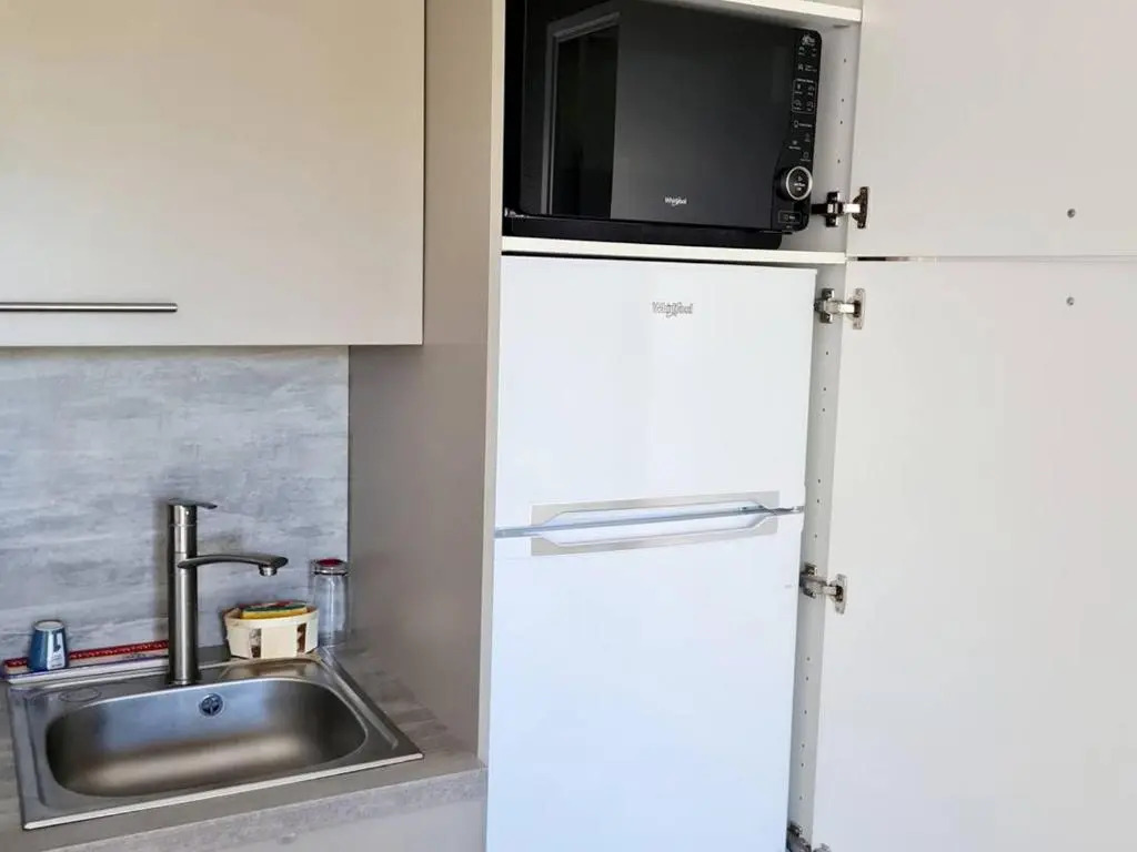 Appartement Six-Fours-les-Plages, 2 pièces, 4 personnes - FR-1-316-268