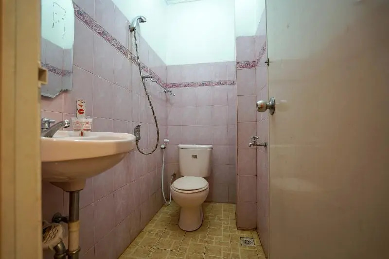 Hotel Shofa Marwah by OYO Rooms