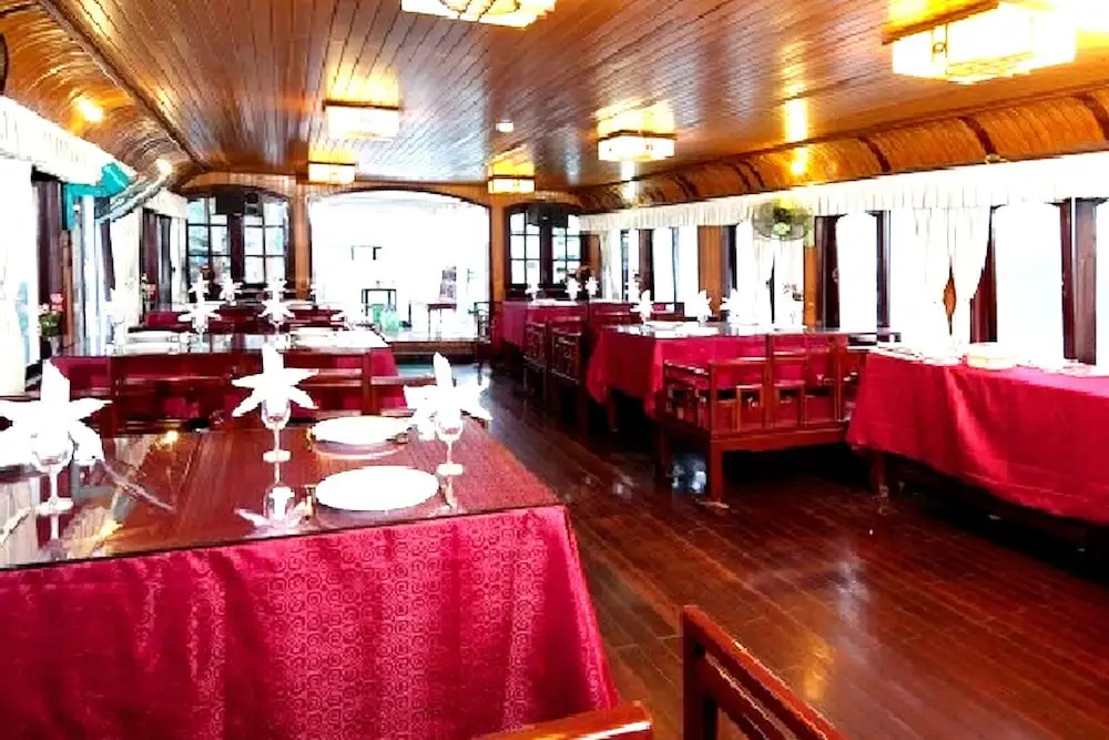 Halong Bay Aloha Cruises