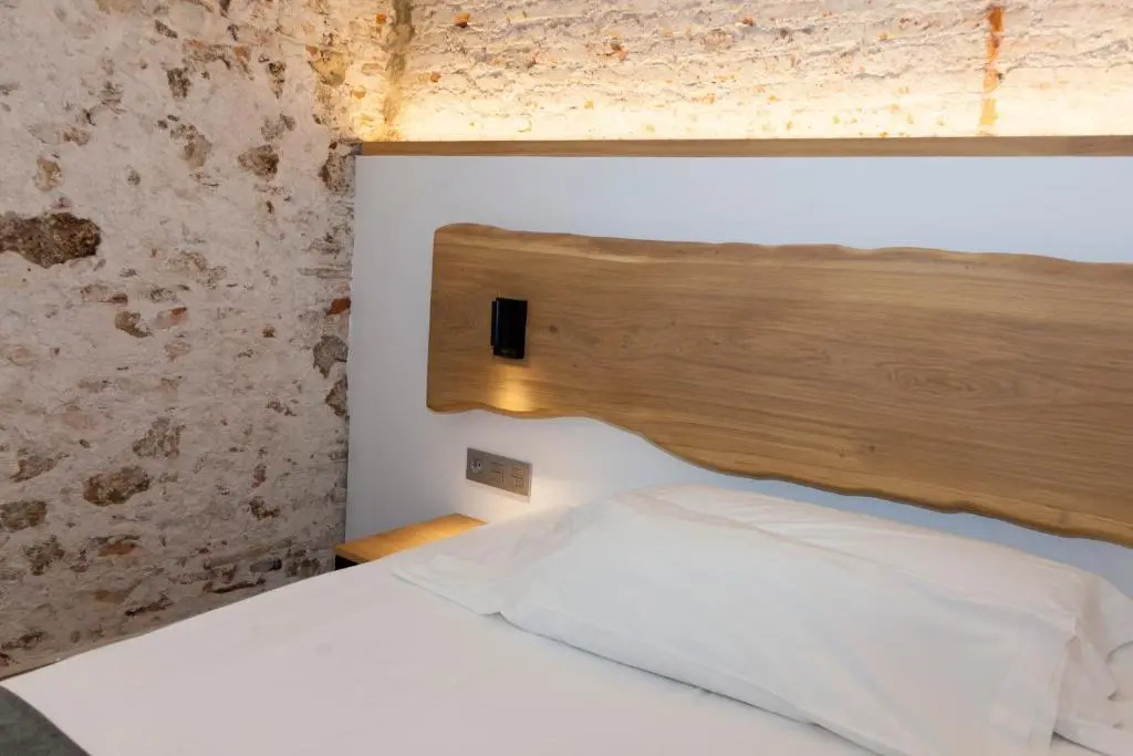 Hostal Paris