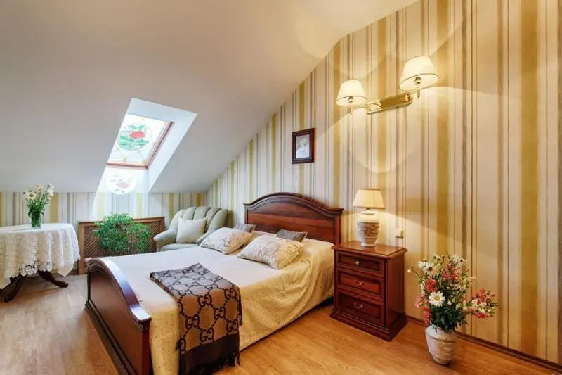 Khreschatyk Suites