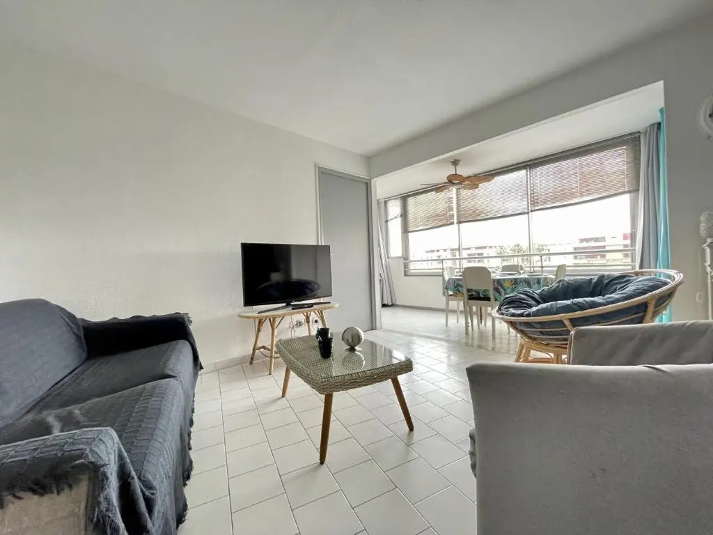 Appartement Sète, 2 pièces, 6 personnes - FR-1-338-60