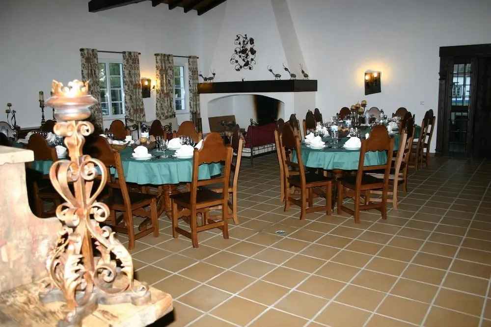 Monte das Faias Cork Farm Hotel