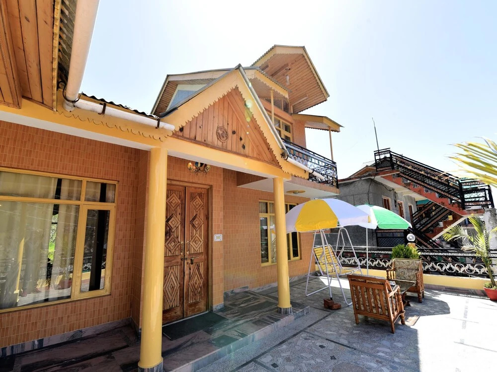 Anjum Homestay and Cafe by OYO Rooms