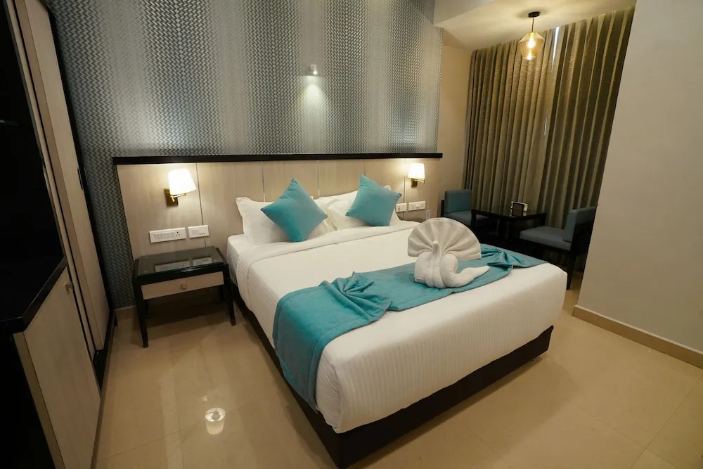 Ras Residency