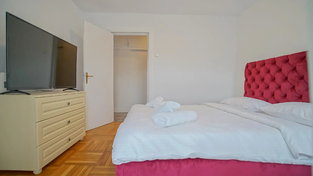 CN2i Luxury Accommodation Unirii