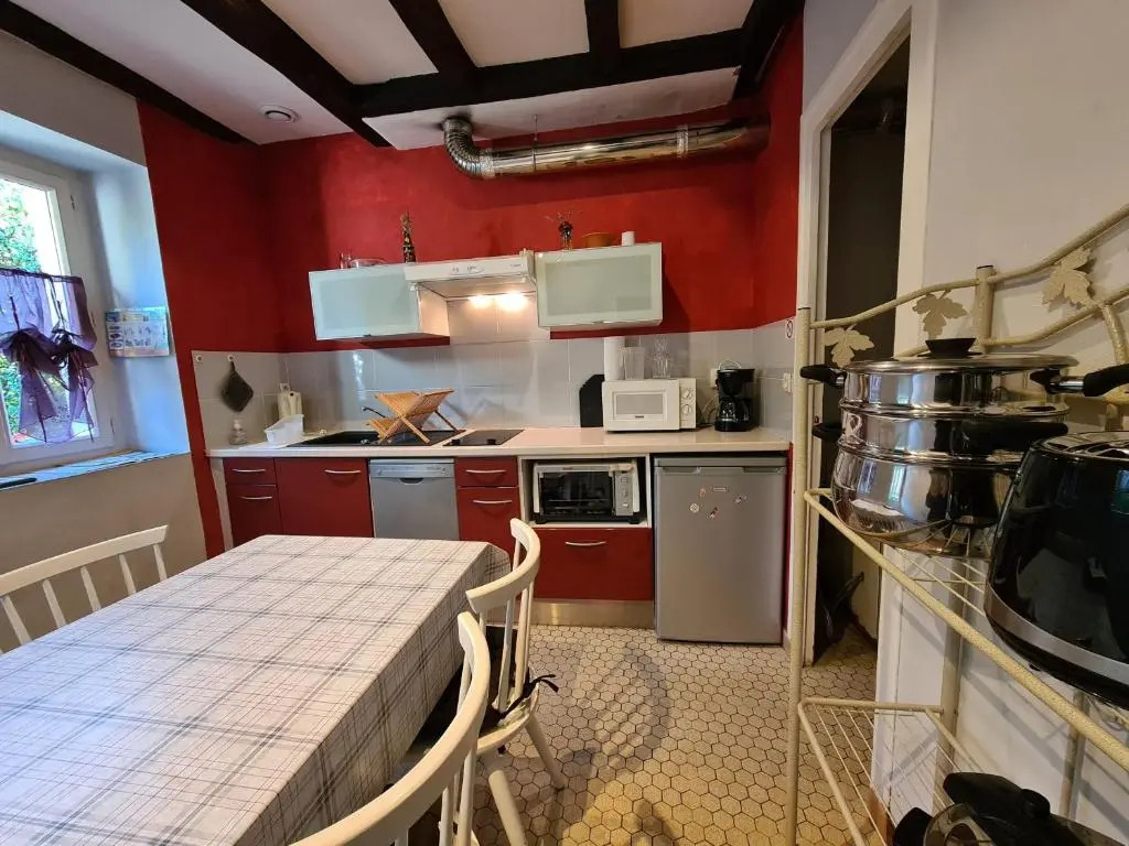 Charmant Gîte en Berry avec Cheminée, Près de La Châtre, Golf et Activités Œnature - FR-1-591-130