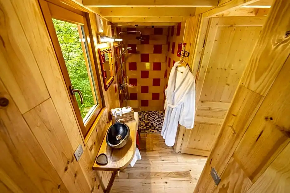 NidenÔ cabanes et spa Lot et Dordogne