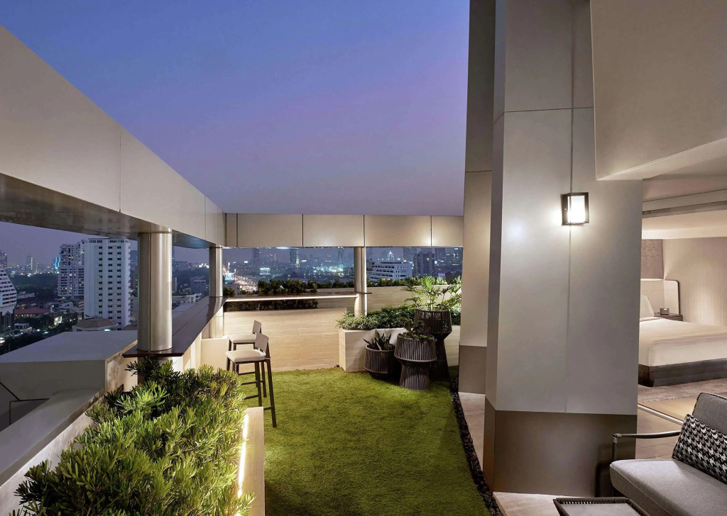 DoubleTree by Hilton Bangkok Ploenchit