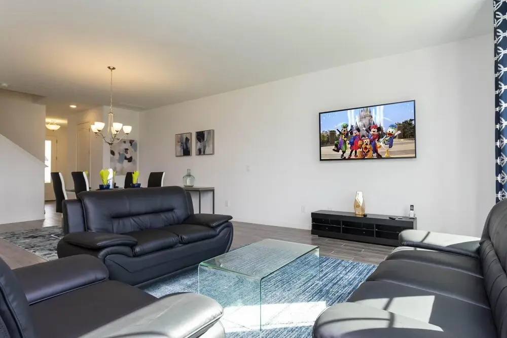 Charming 4Bd Close to Disney Enclave at Festival 696