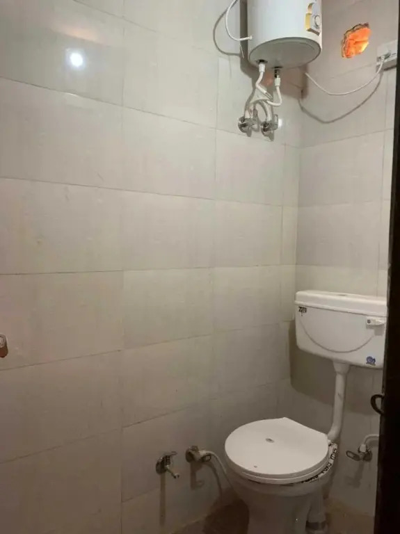 Spot On 88657 Hotel Dazi Star