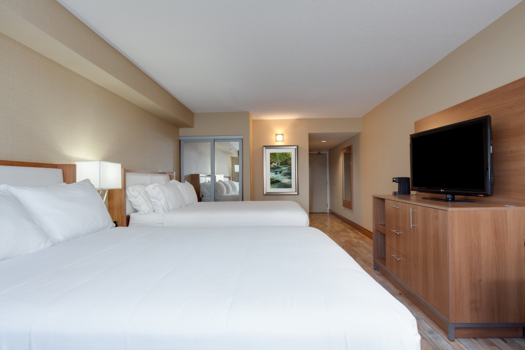 Holiday Inn Express & Suites Fredericton by IHG