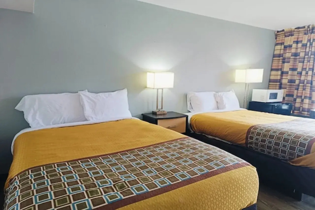 Capital O Travelers Inn Lawton Fort Sill