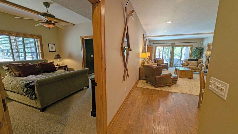 Yellow Pine 32