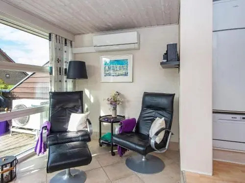 Two-Bedroom Holiday home in Henne 2