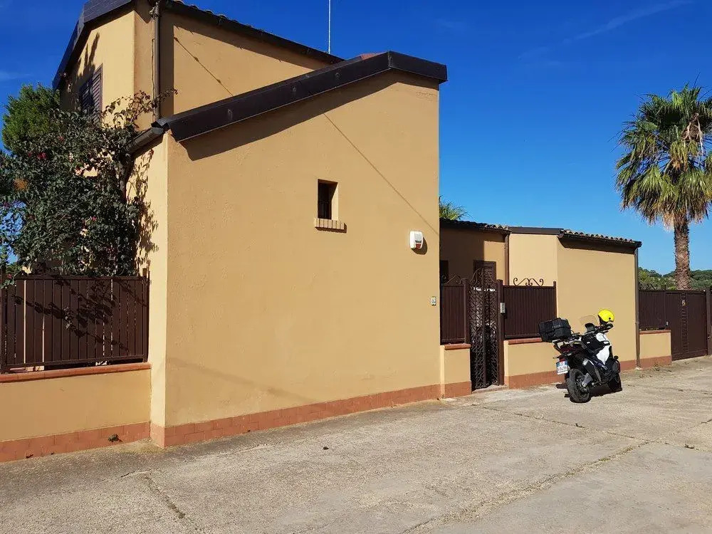 Emporium Guest House