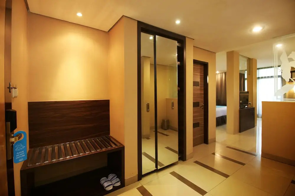 Airy Blok M Melawai Sepuluh 19 Jakarta
