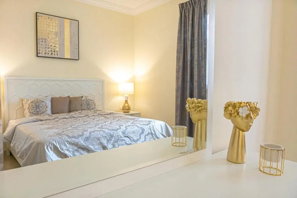 Elegant 1 Bedroom in Madinat Badr