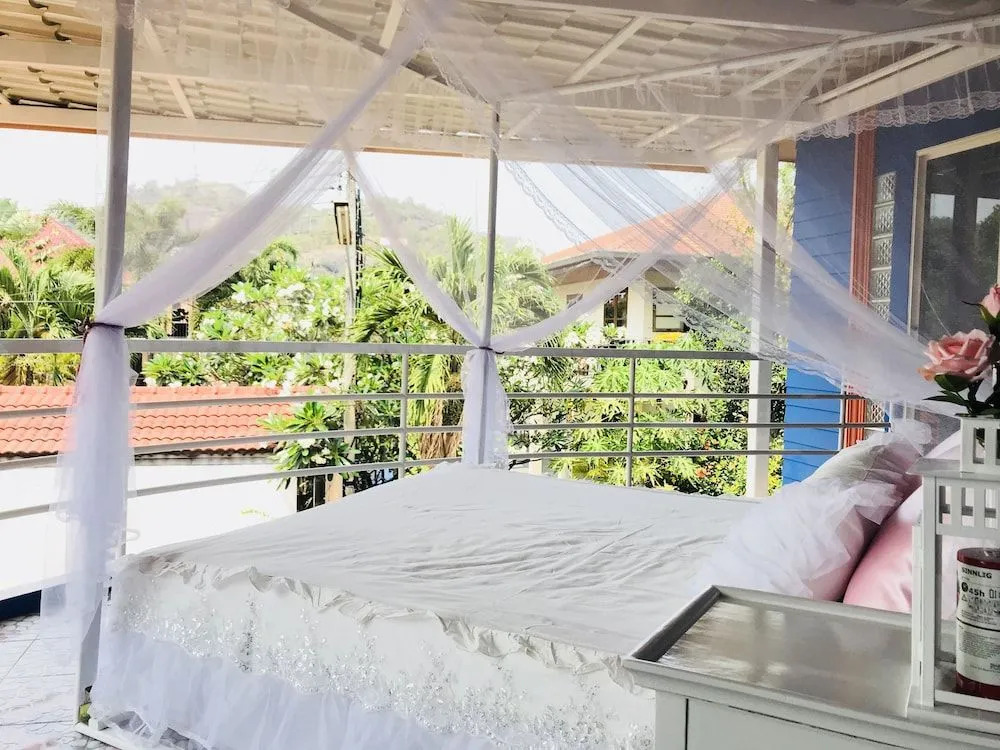 Island Blue Home Pool Villa