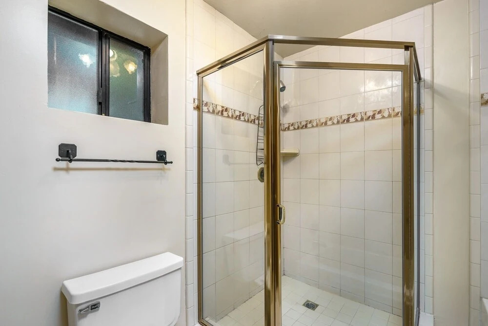 Hart Lake House - Amazing Location 500 Feet to Marina Beach and Pet Friendly! by Yosemite Region Resorts